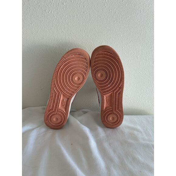 Nike Air Force 1 LV8 GS 'White Light Madder Root Aura' DM0985-100 size 7 Y 8.5 W - Picture 5 of 8